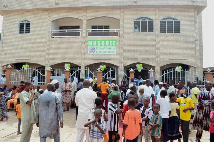 Inauguration de la mosquée El Hadj Sékou Diarrassouba à Yamoussoukro : le Ministre Souleymane Diarrassouba invite les imams à prier pour la paix en Côte d’Ivoire