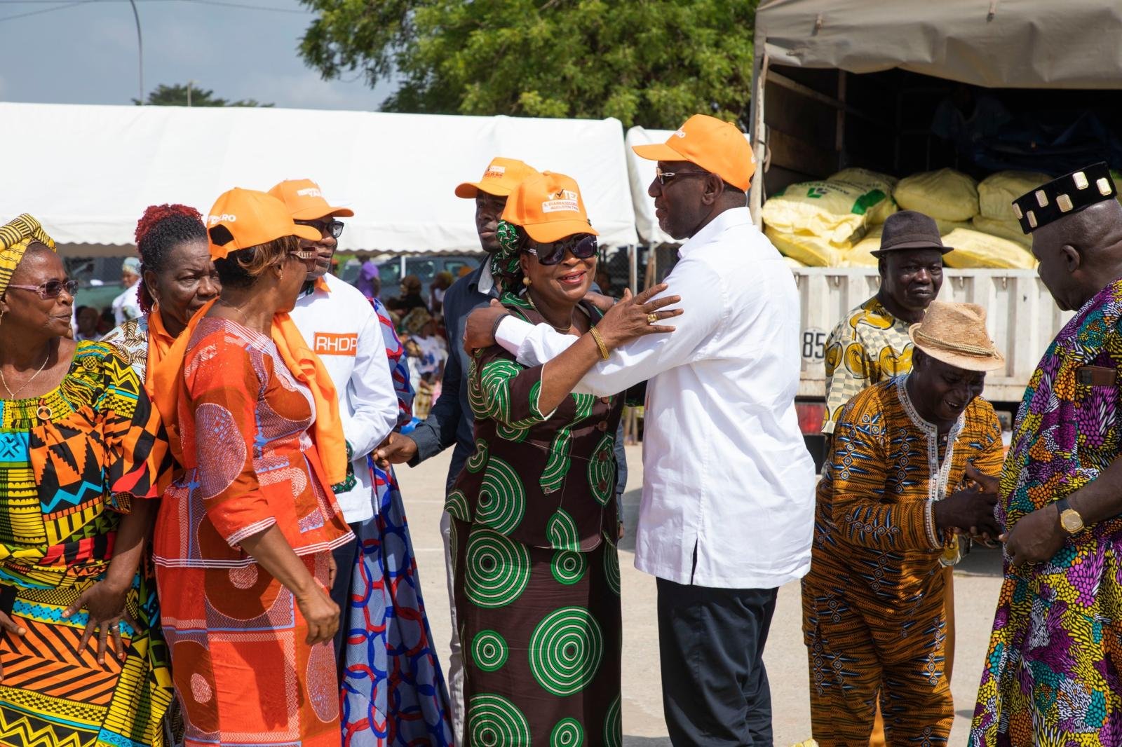 👉 Les femmes du Vivrier et le monde agricole avec le RHDP-Yakro !
