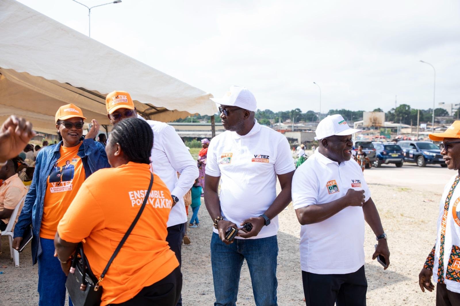 👉 Les femmes du Vivrier et le monde agricole avec le RHDP-Yakro !