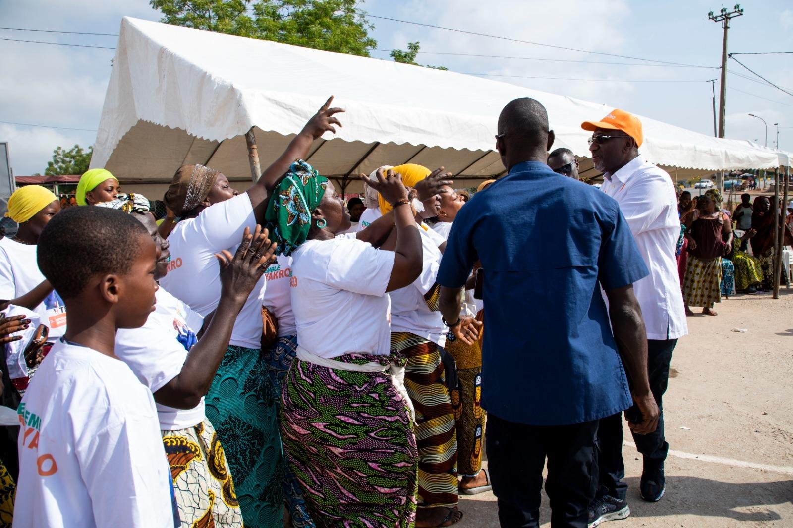 👉 Les femmes du Vivrier et le monde agricole avec le RHDP-Yakro !