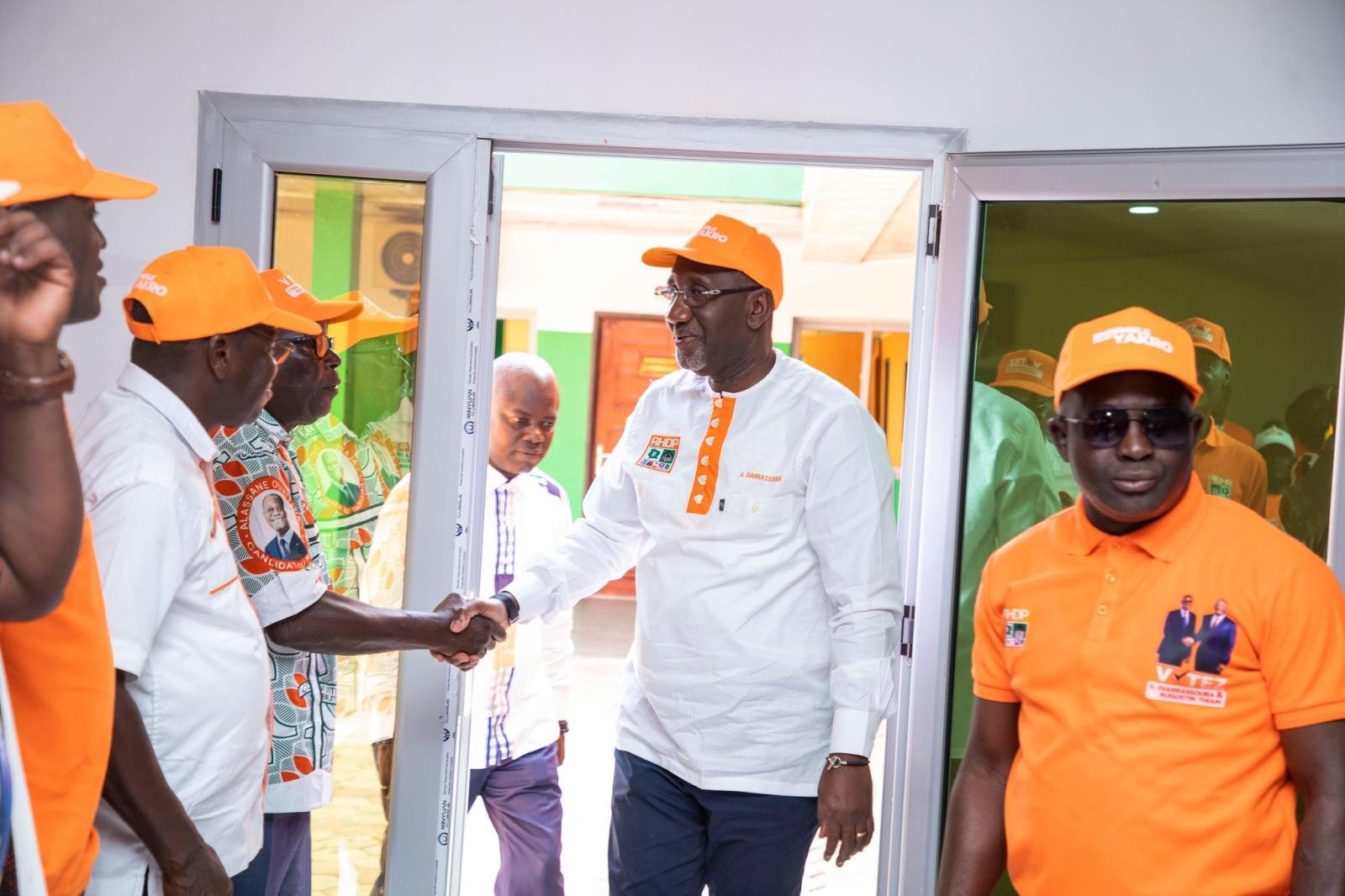 Éducation et avenir : les enseignants de Yamoussoukro font le choix du RHDP-Yakro!