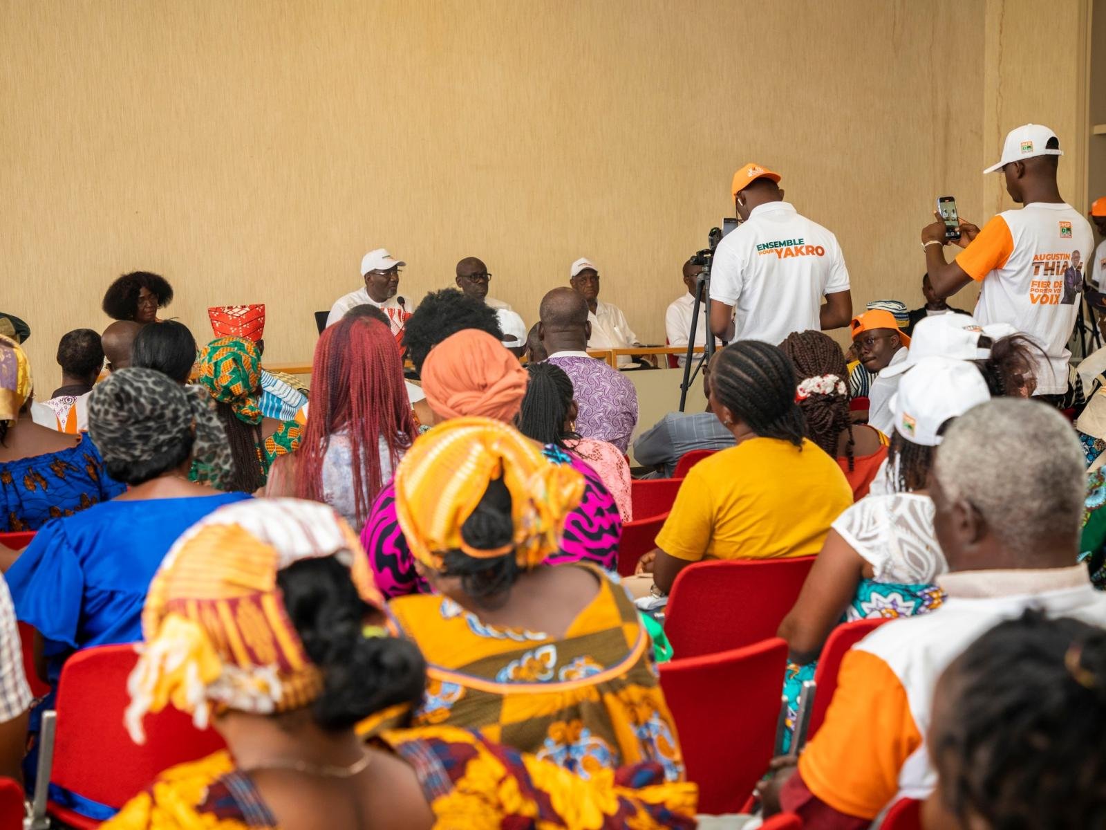 rencontre avec les communautés Dan , We , Gouro et Whan ( Guéré, Wobé, Gouro, Yacouba,…)