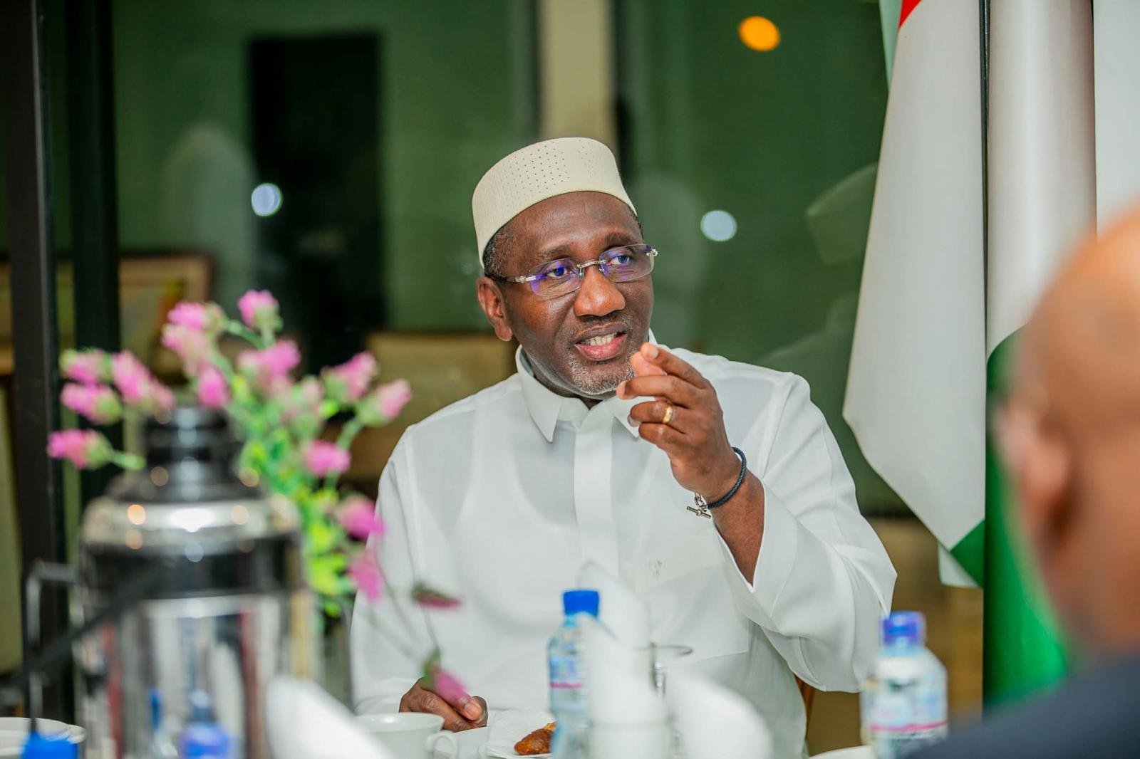 Yamoussoukro/Ramadan et carême : le Ministre Souleymane Diarrassouba rassemble musulmans et chrétiens autour d’une rupture collective
