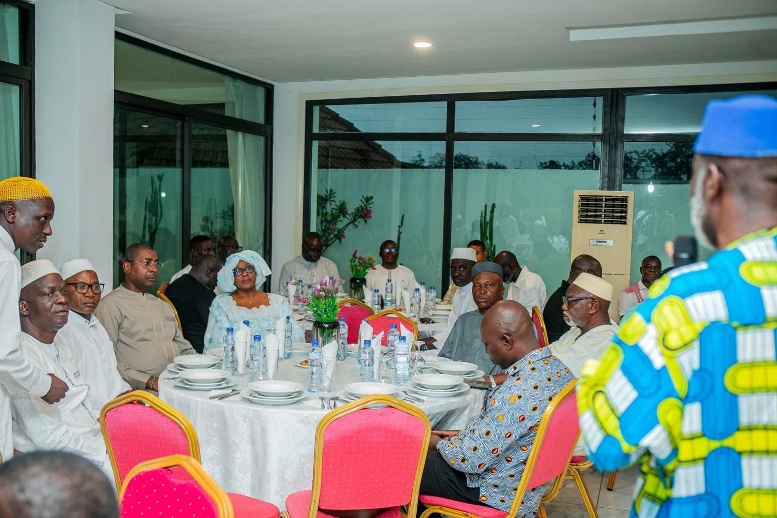 Yamoussoukro/Ramadan et carême : le Ministre Souleymane Diarrassouba rassemble musulmans et chrétiens autour d’une rupture collective